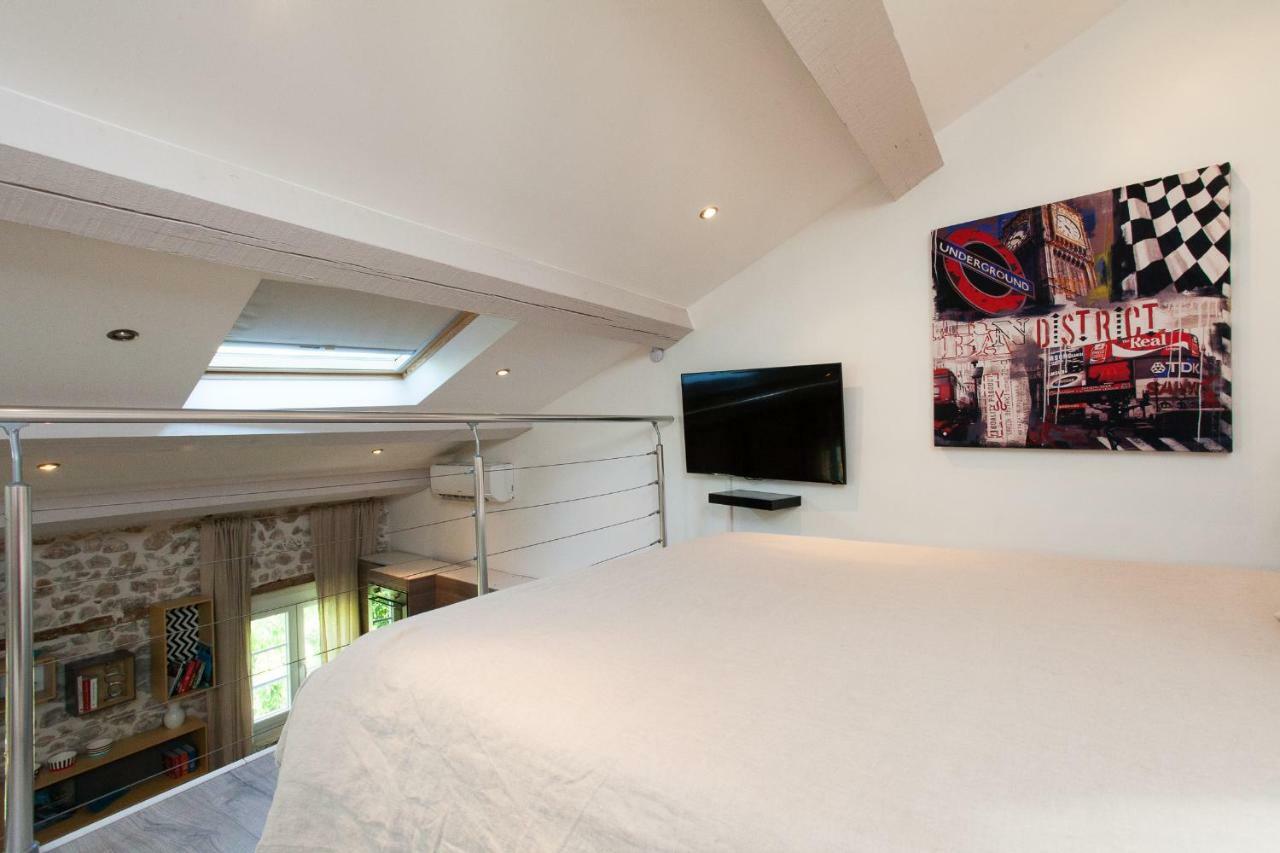 Superbe Appartement Loft Vieil Antibes Bagian luar foto