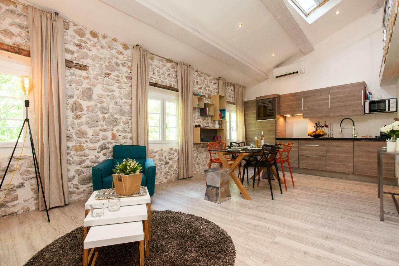 Superbe Appartement Loft Vieil Antibes Bagian luar foto