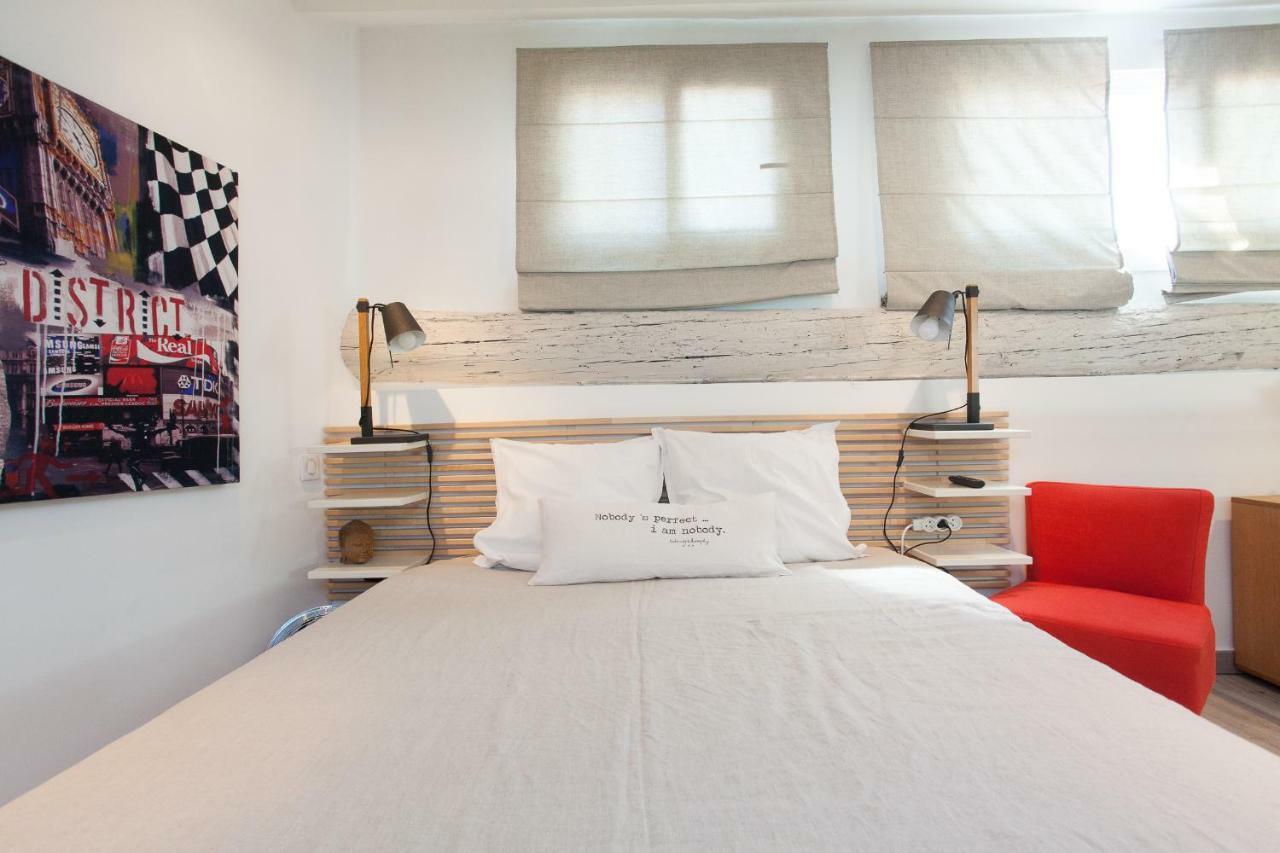 Superbe Appartement Loft Vieil Antibes Bagian luar foto