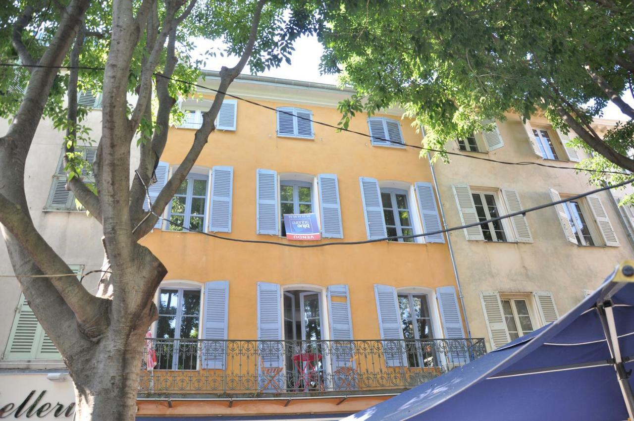 Superbe Appartement Loft Vieil Antibes Bagian luar foto